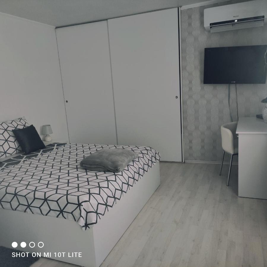 Studio Apartman Valentina Velika Mlaka Екстериор снимка